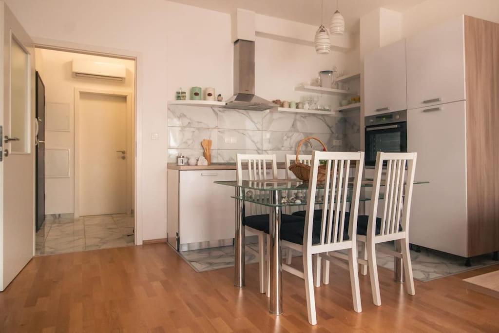 Apartment Drazena